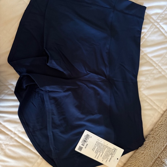 Lululemon Speed up shorts 4”. True Navy. NWT. - Picture 2 of 2